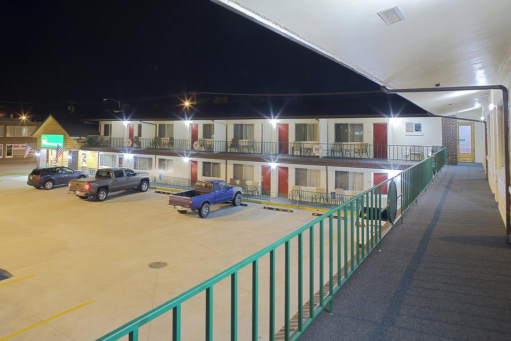 Western Inn Motel Billings Bagian luar foto